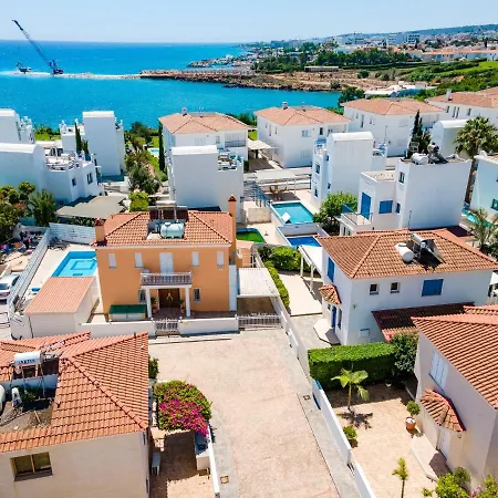 Serena Springs By Ezoria Протарас