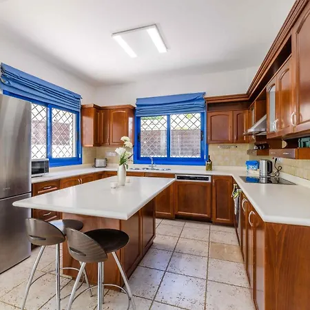 فيلة Serena Springs By Ezoria