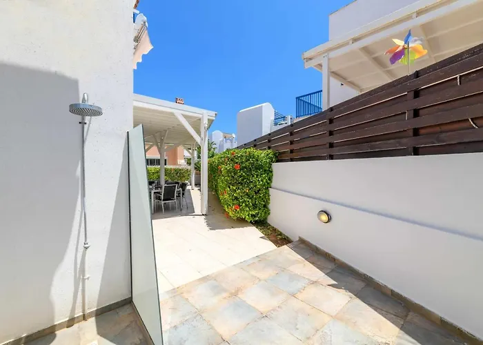 Serena Springs By Ezoria וילה *