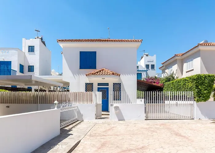 Villa Serena Springs By Ezoria *