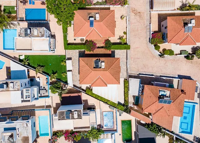 וילה Serena Springs By Ezoria