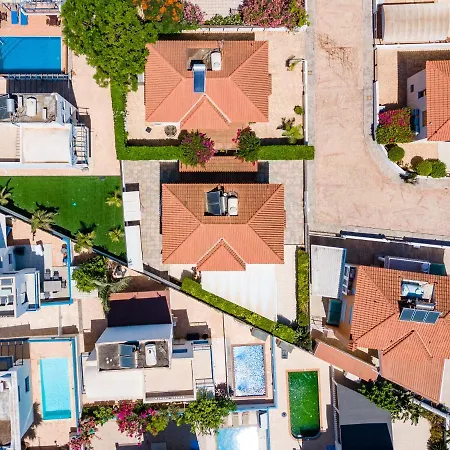 Willa Serena Springs By Ezoria