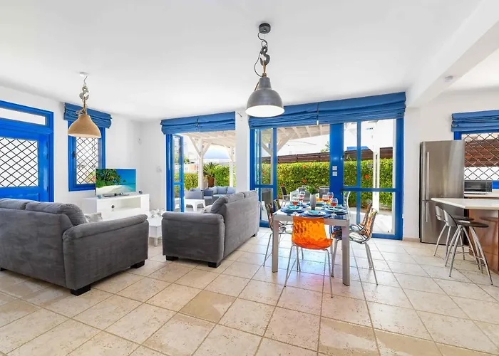 Villa Serena Springs By Ezoria *