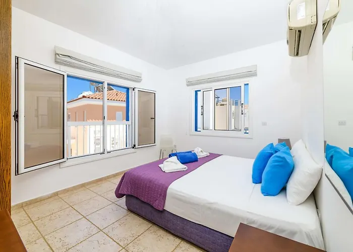 Villa Serena Springs By Ezoria Protaras