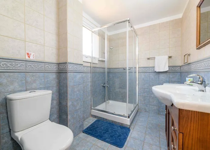 Serena Springs By Ezoria Villa *