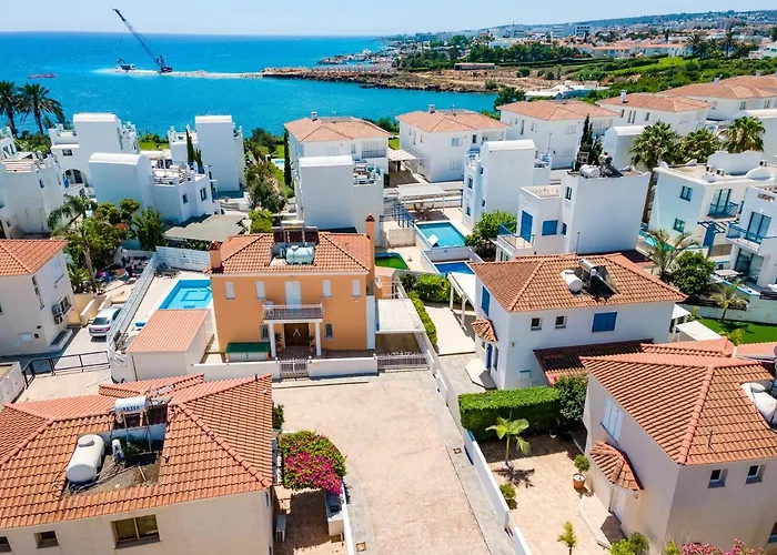 Serena Springs By Ezoria Protaras